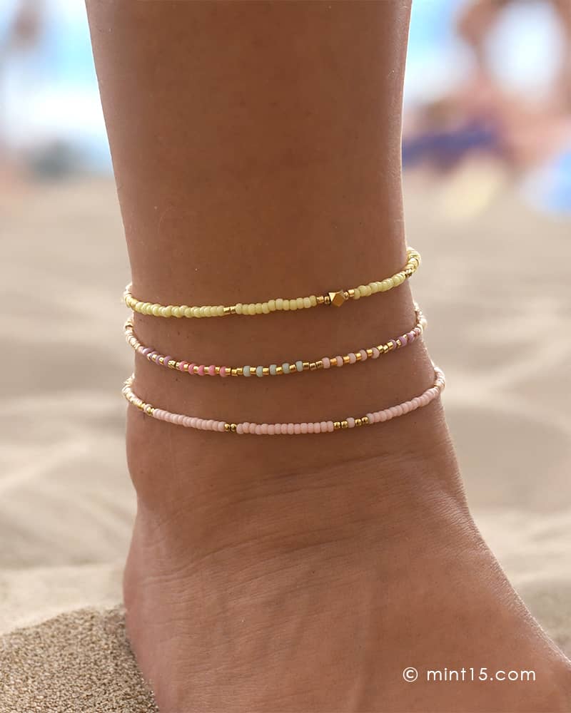 Pastelkleurige enkelbandjes